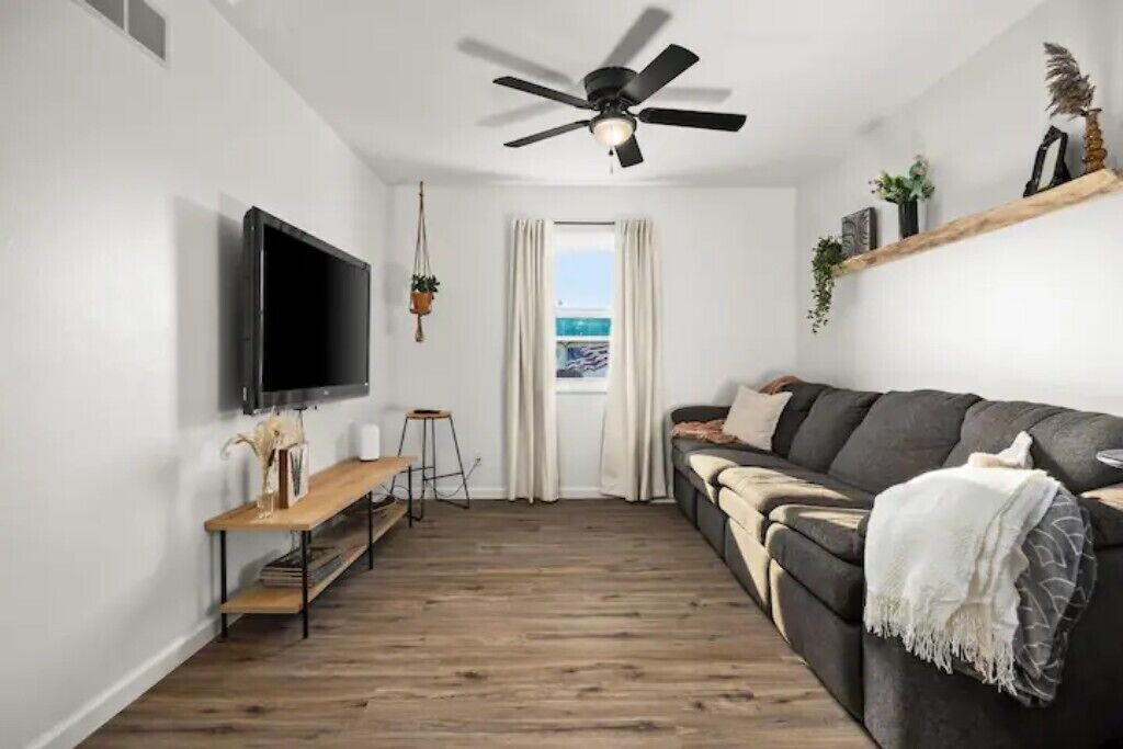 Photo of Livingroom in Washington