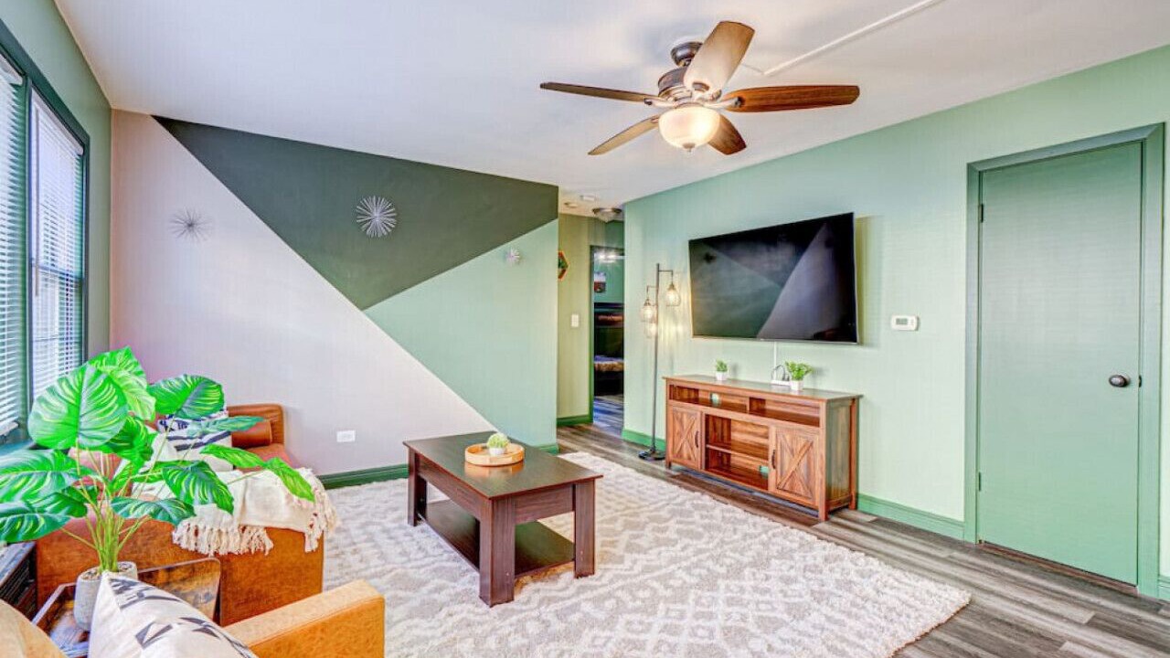 Photo of Livingroom in Elmwood Park