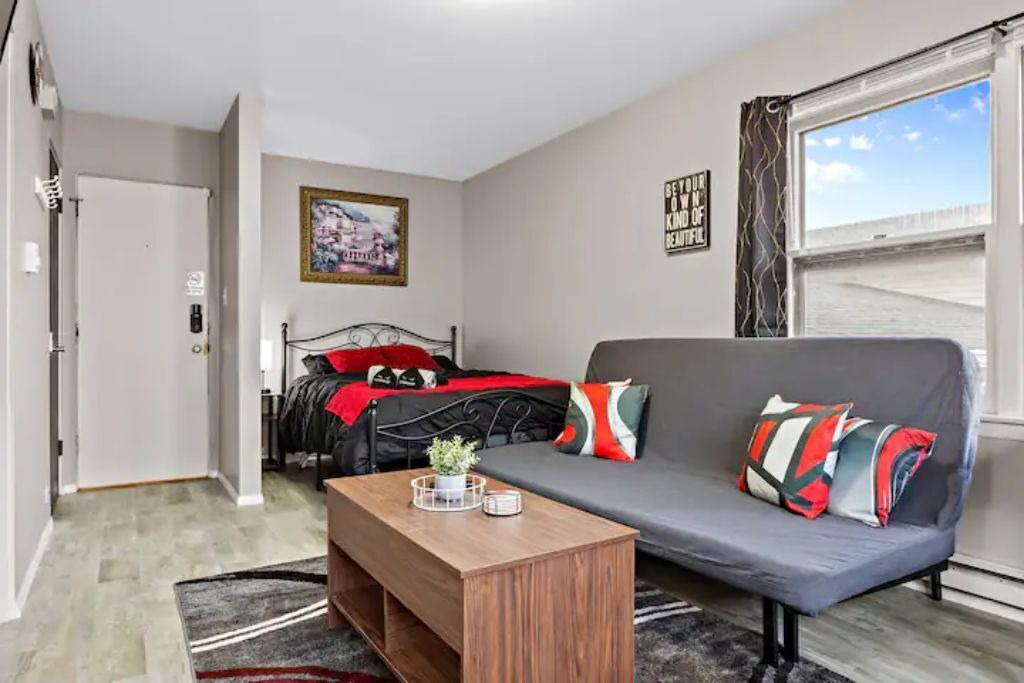 Photo of Bedroom in Aurora