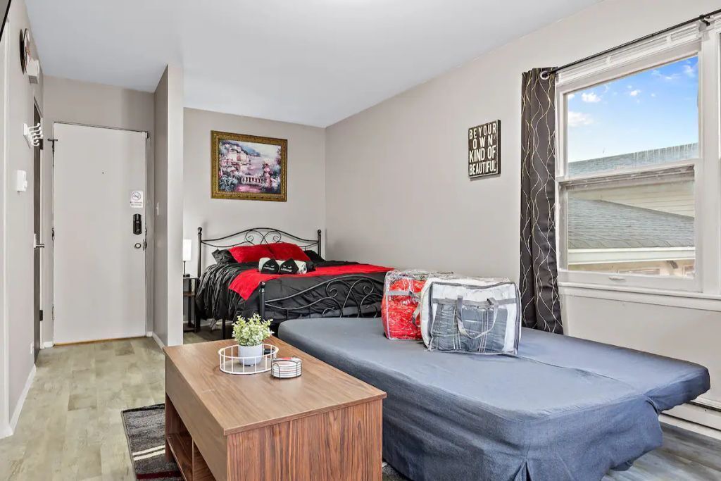 Photo of Bedroom in Aurora