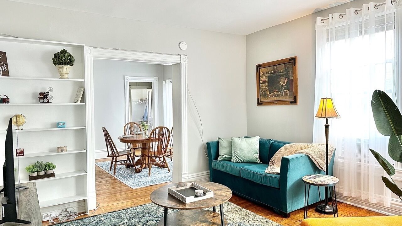 Photo of Livingroom in Oak Park