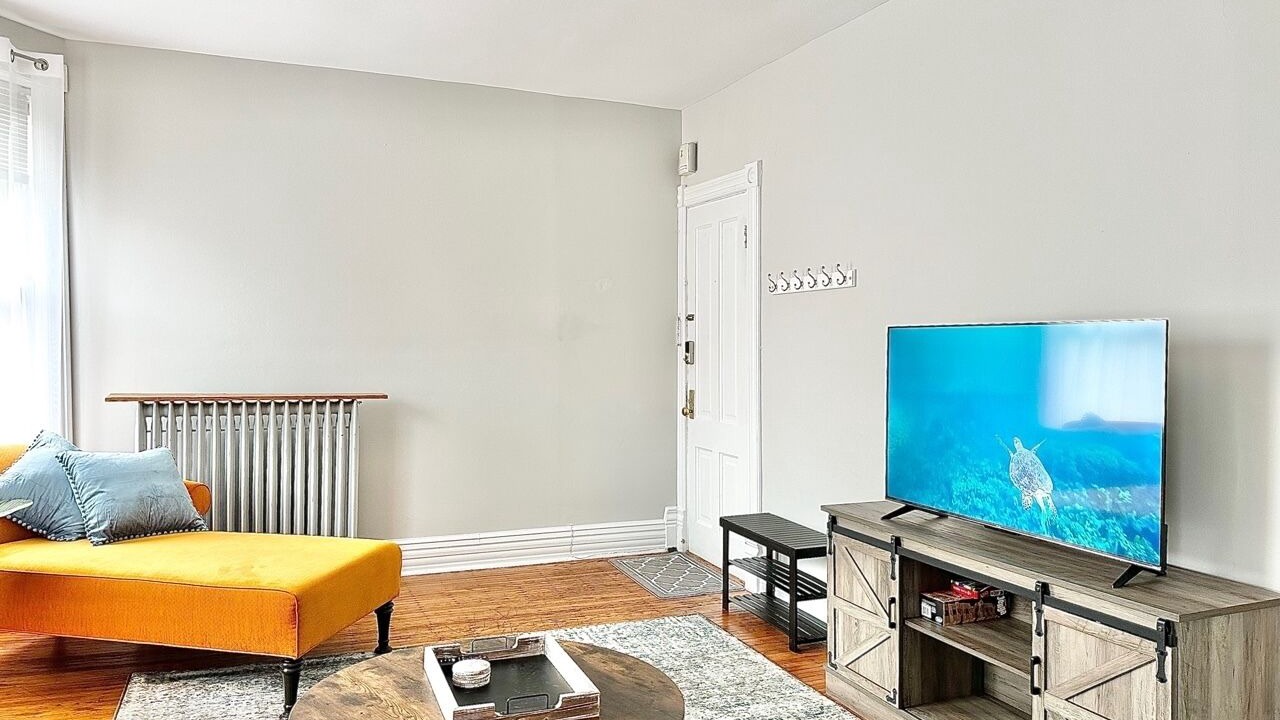 Photo of Livingroom in Oak Park