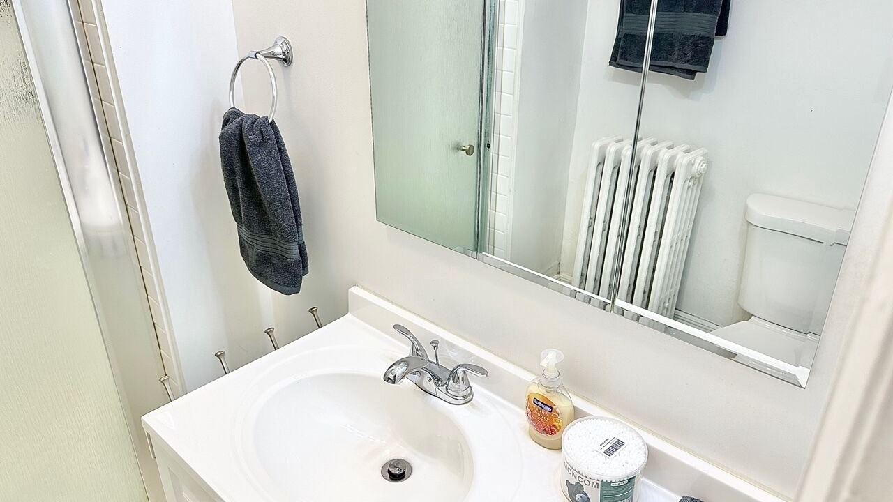 Photo of Bathroom in Oak Park