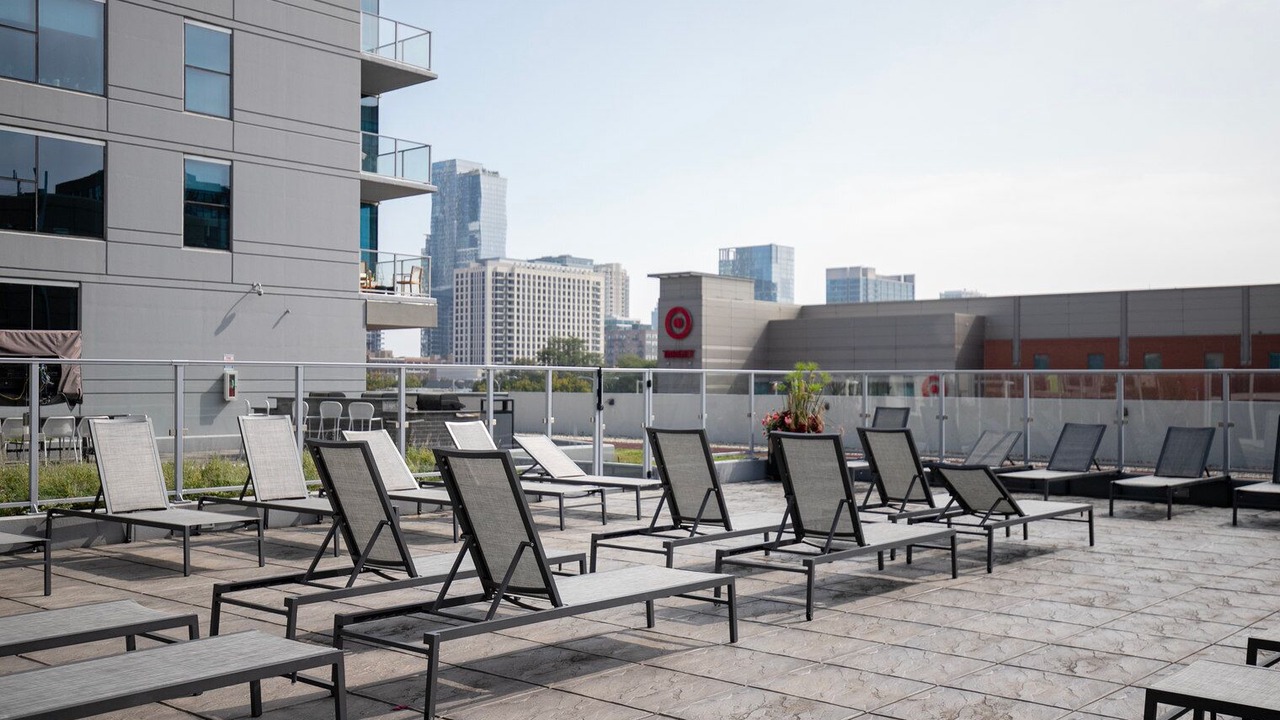 Photo of Patio Balcony in The Loop