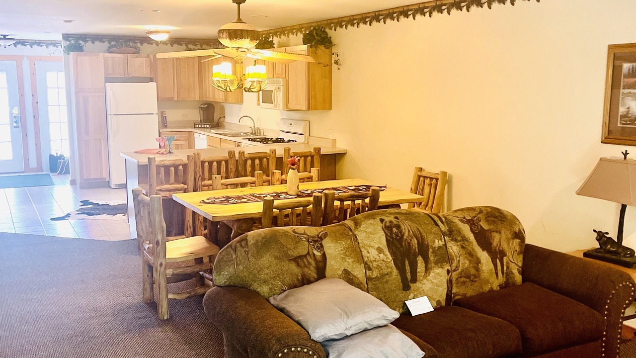 Photo of Livingroom in Utica