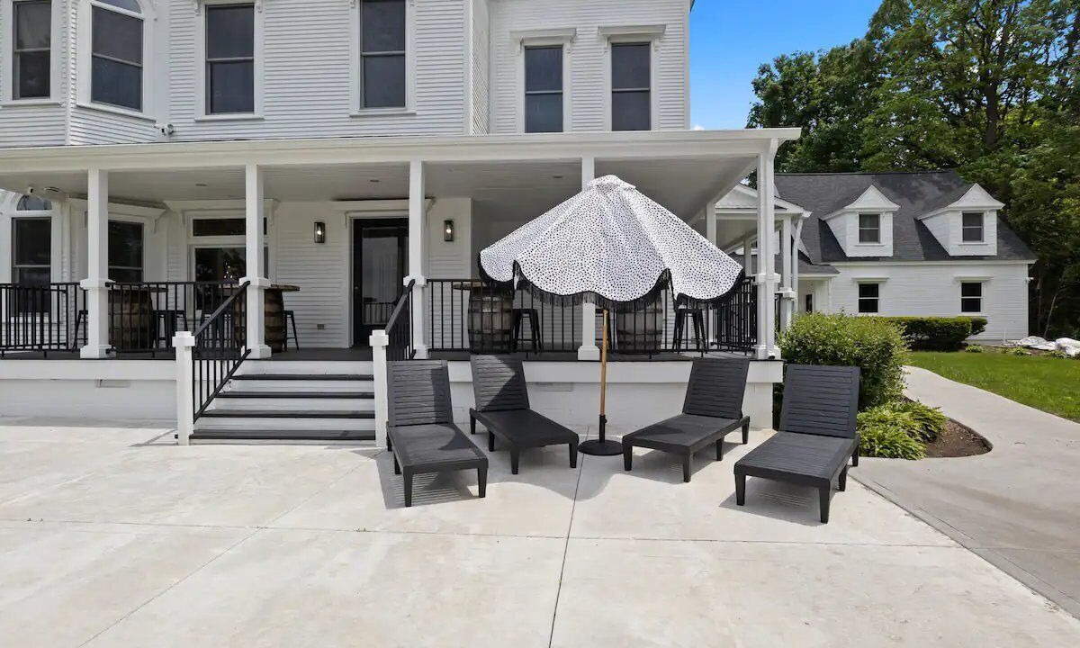 Photo of Patio Balcony in Fox Lake