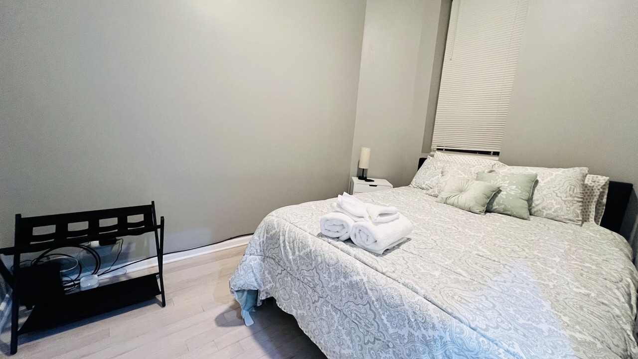 Photo of Bedroom in Little Village