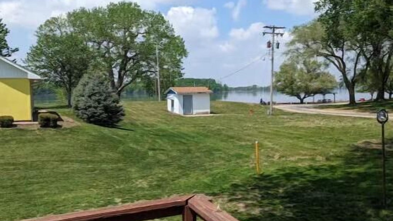 Photo of Outdoor in Oquawka