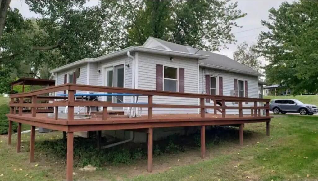 Photo of Outdoor in Oquawka