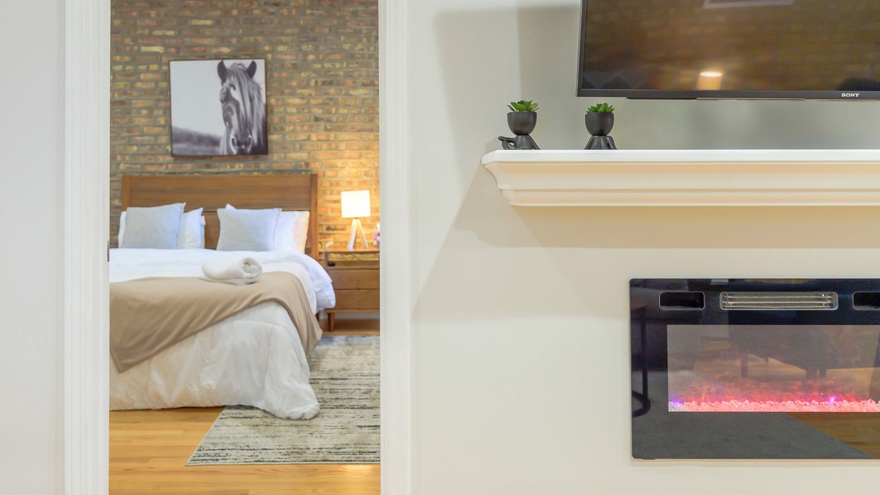 Photo of Bedroom in Logan Square