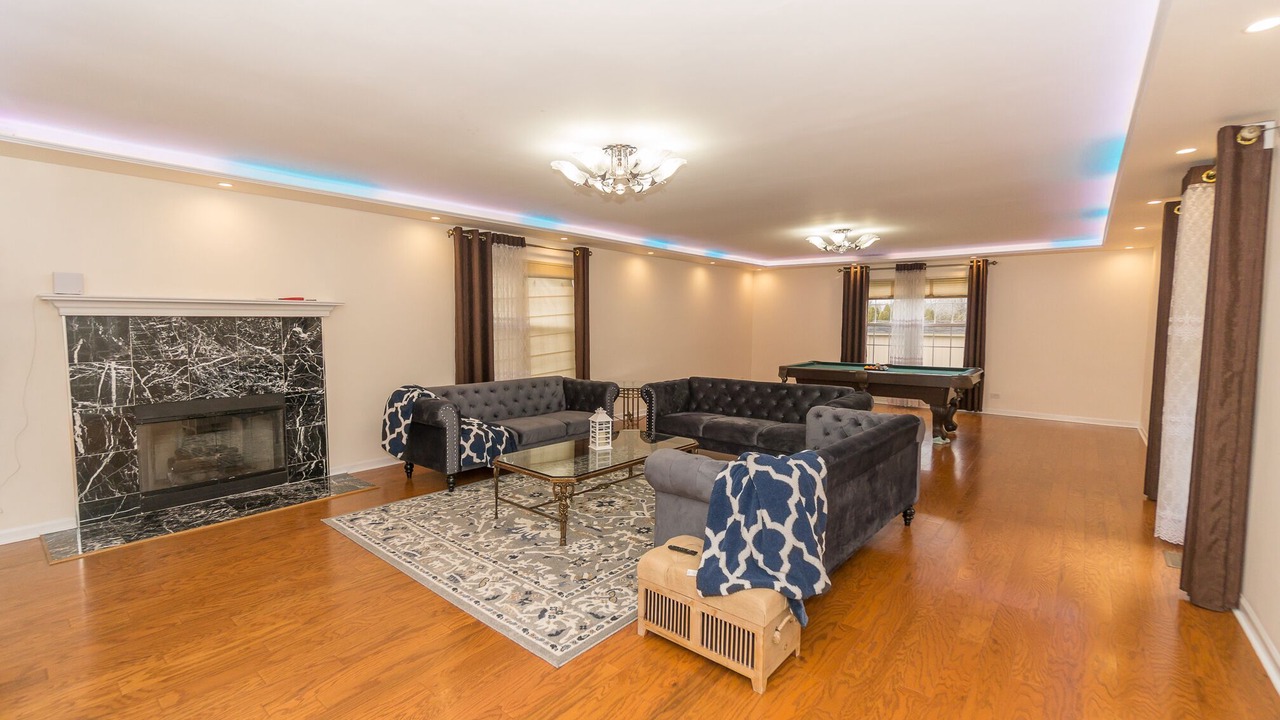 Photo of Livingroom in Carol Stream