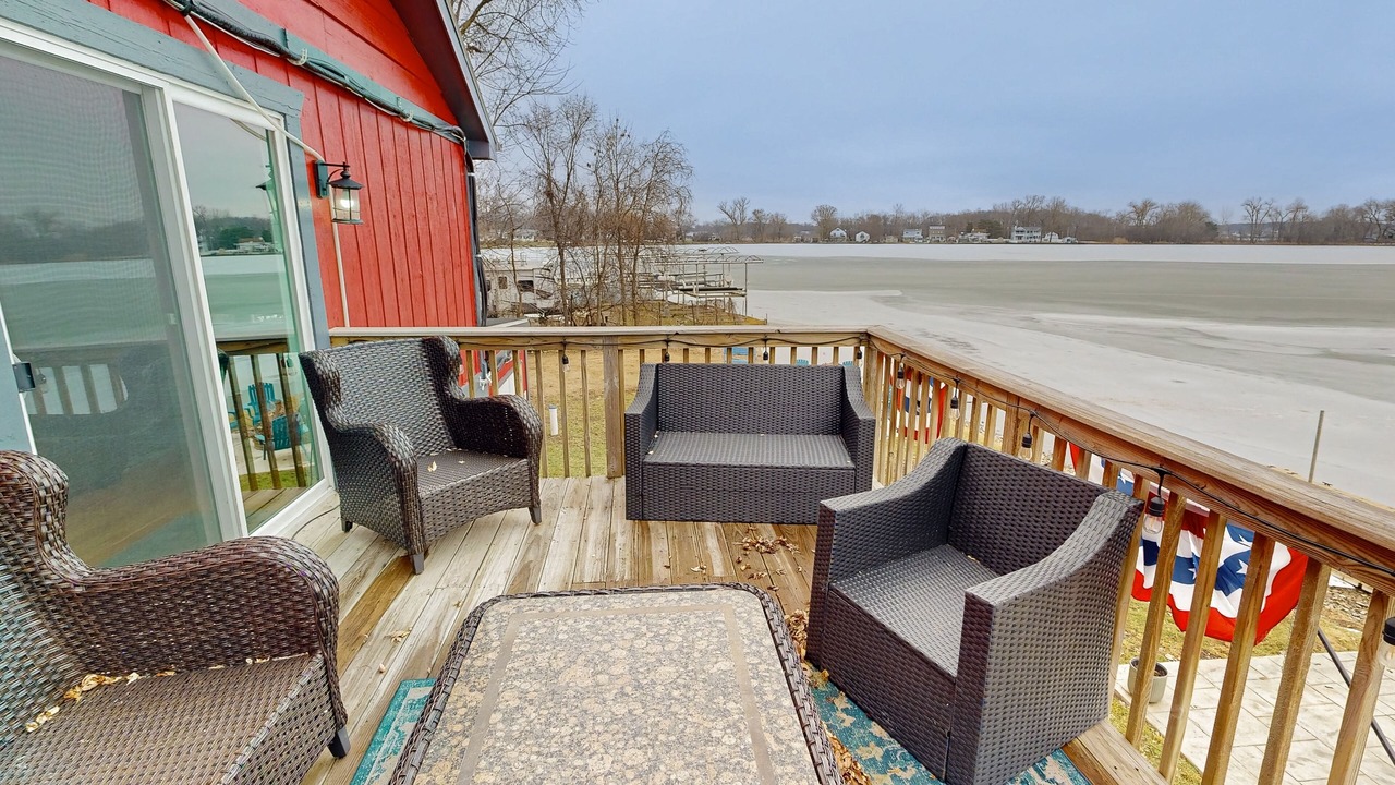 Photo of Outdoor in Channel Lake