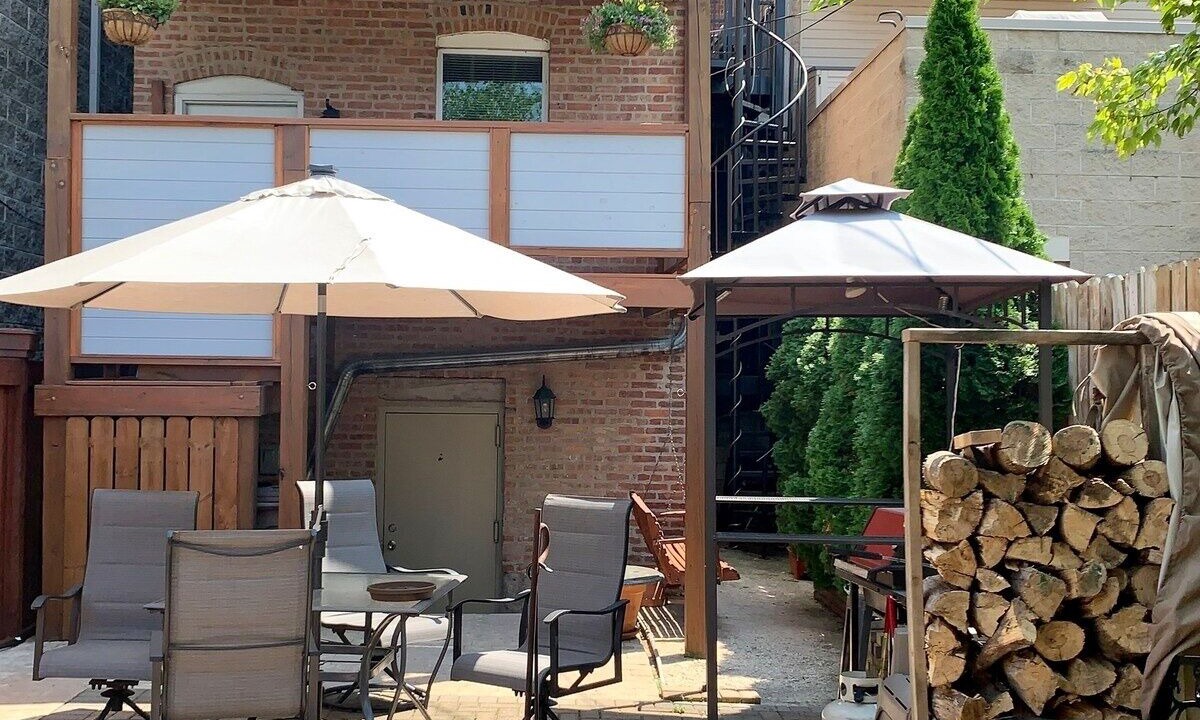Photo of Patio Balcony in Near West Side