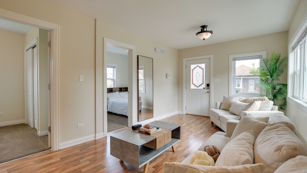 Photo of Livingroom in Blue Island