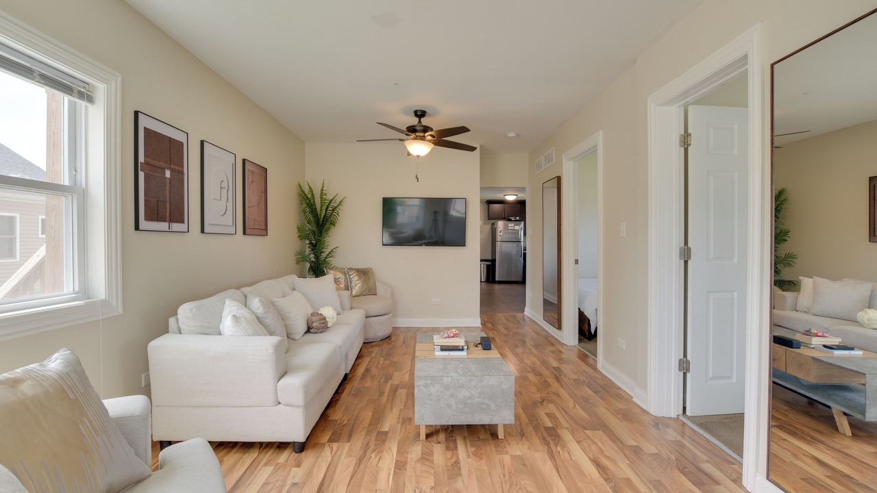 Photo of Livingroom in Blue Island