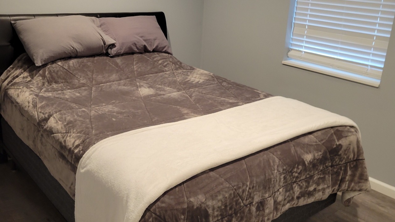 Photo of Bedroom in Quincy