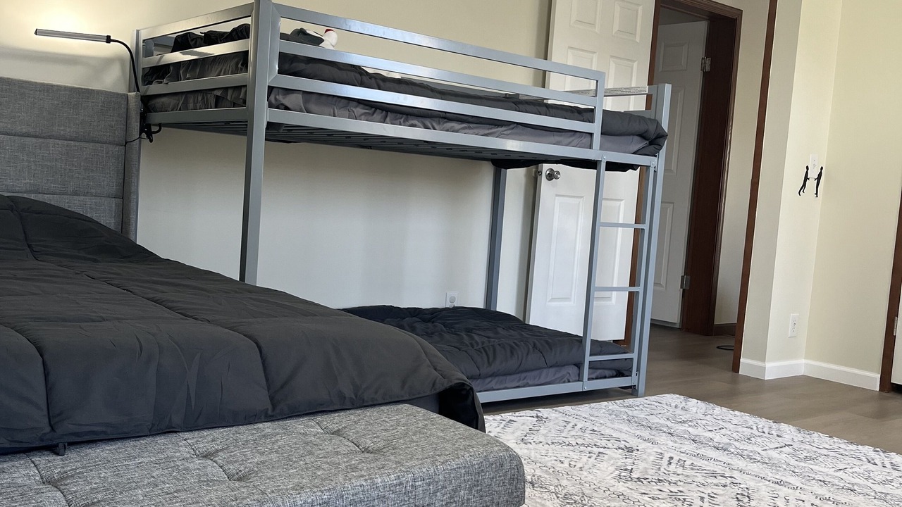 Photo of Bedroom in Yorkville