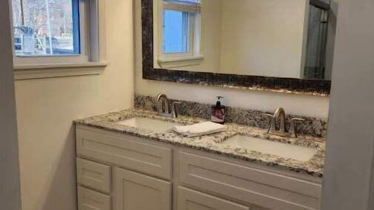 Photo of Bathroom in Grafton