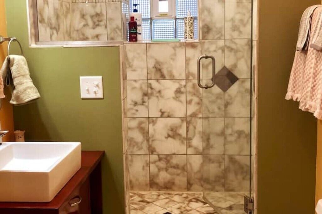 Photo of Bathroom in North Center