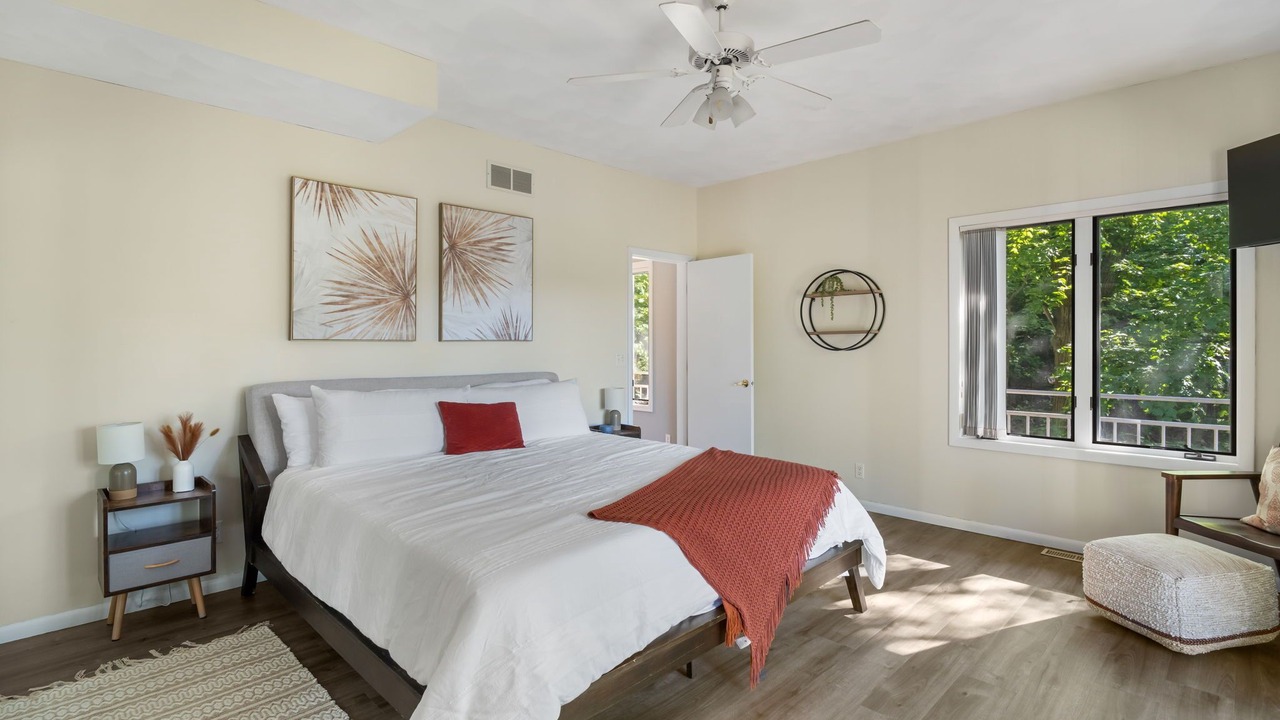 Photo of Bedroom in East Peoria
