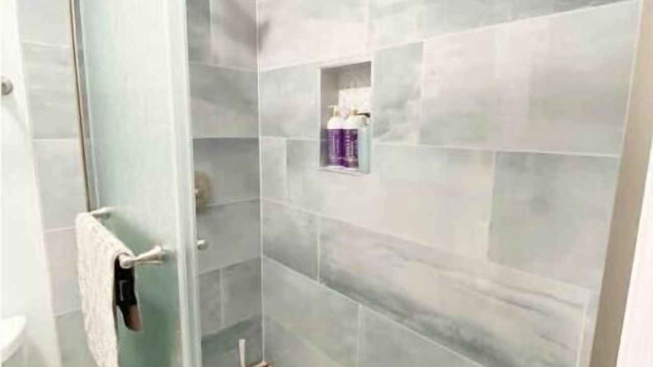 Photo of Bathroom in Rolling Meadows