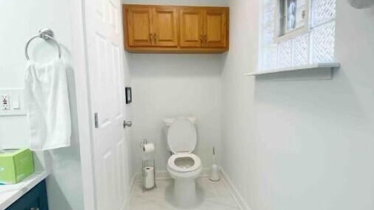 Photo of Bathroom in Rolling Meadows