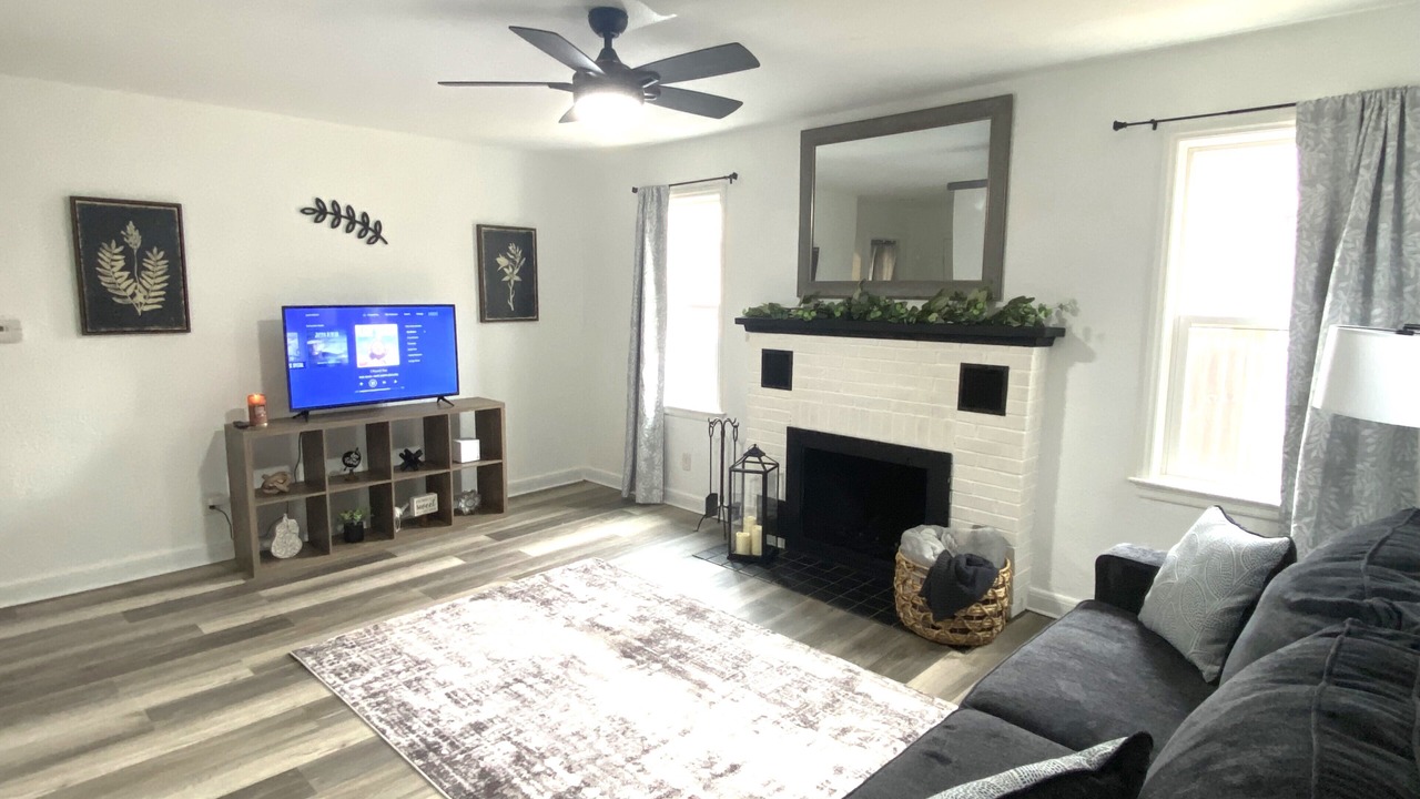 Photo of Livingroom in Pekin