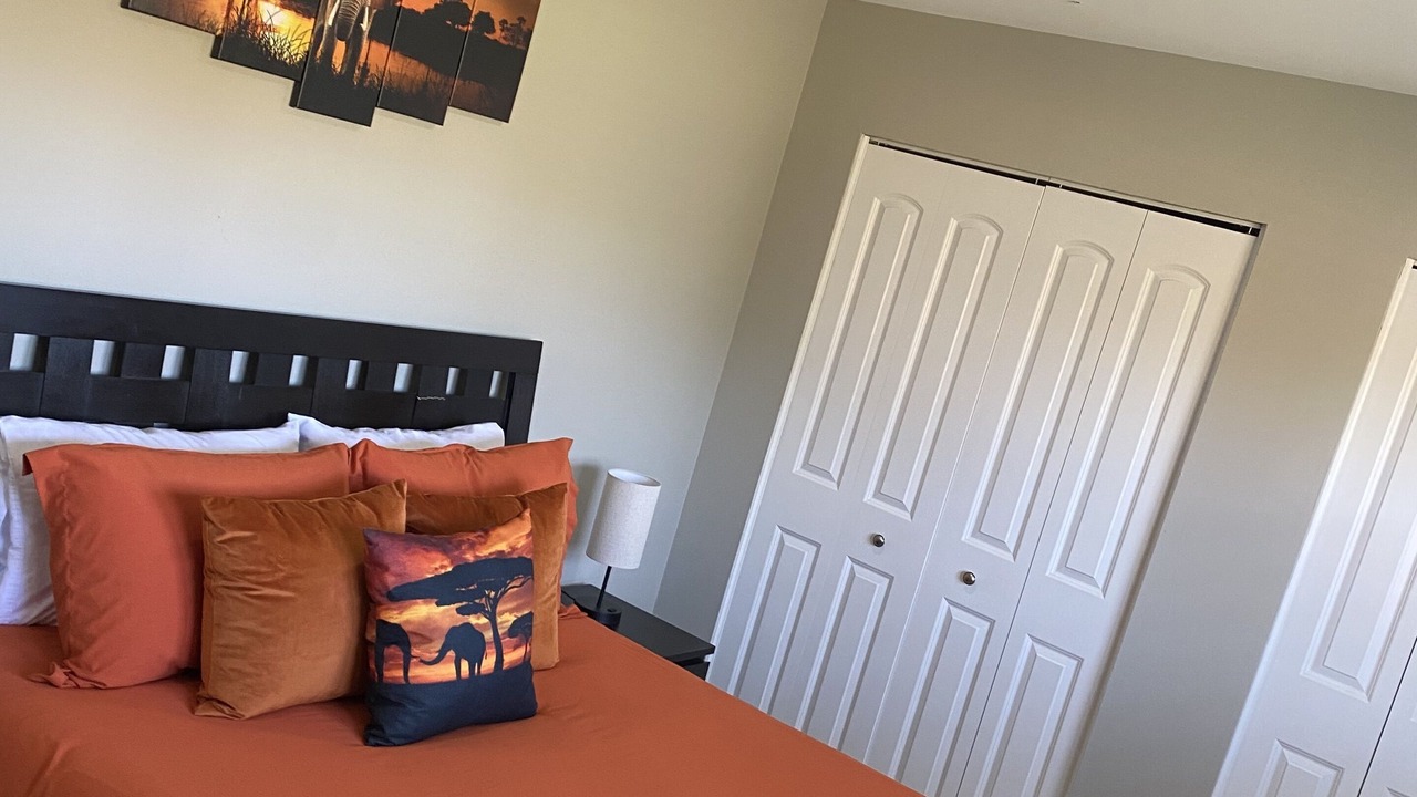 Photo of Bedroom in Aurora