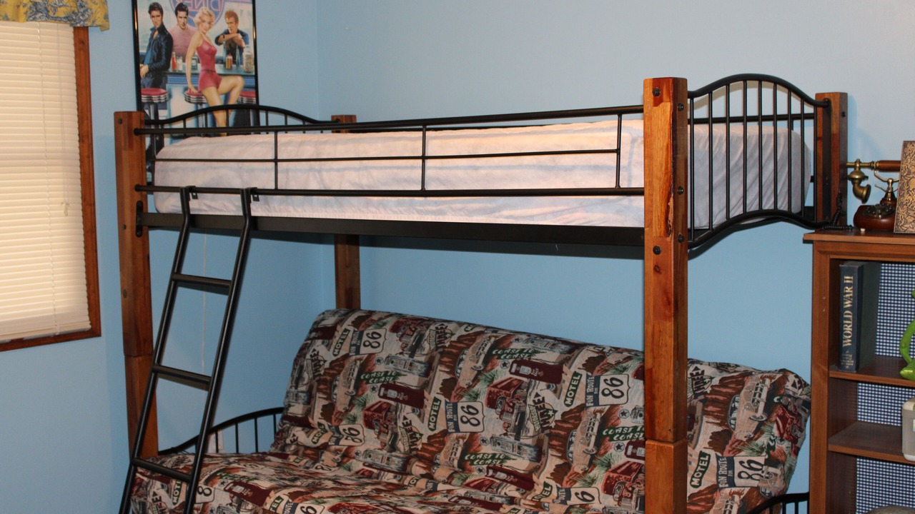 Photo of Bedroom in Akin
