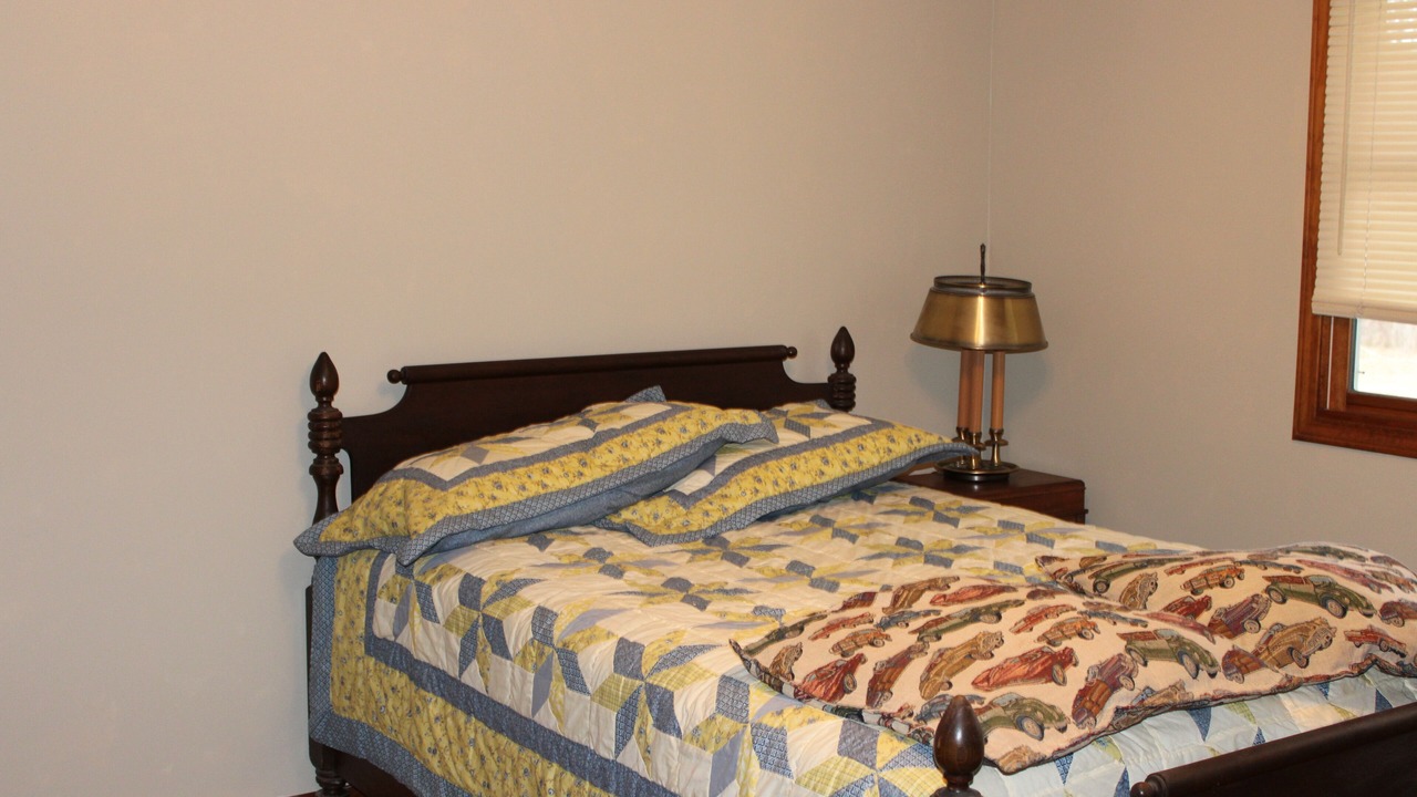Photo of Bedroom in Akin