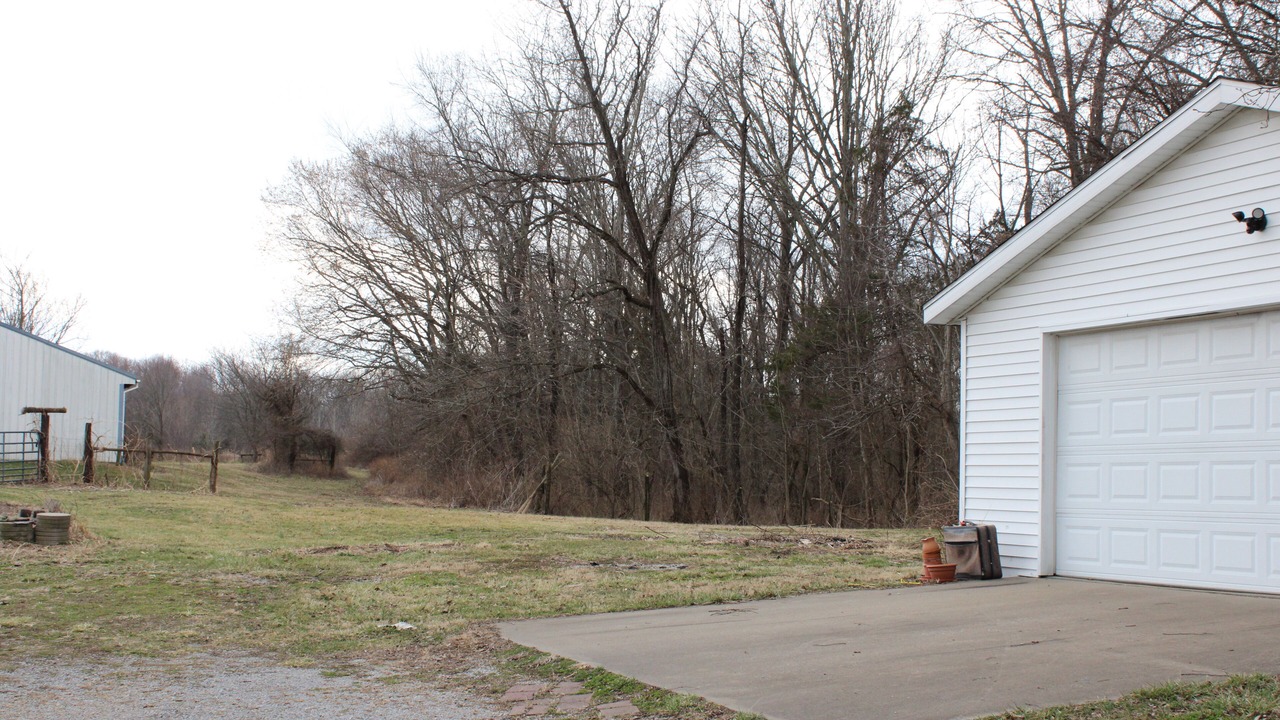 Photo of Outdoor in Akin