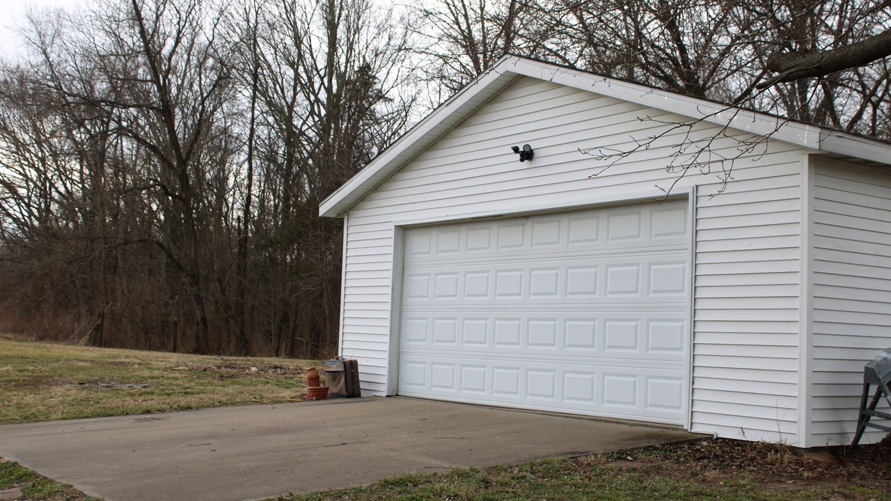 Photo of Outdoor in Akin