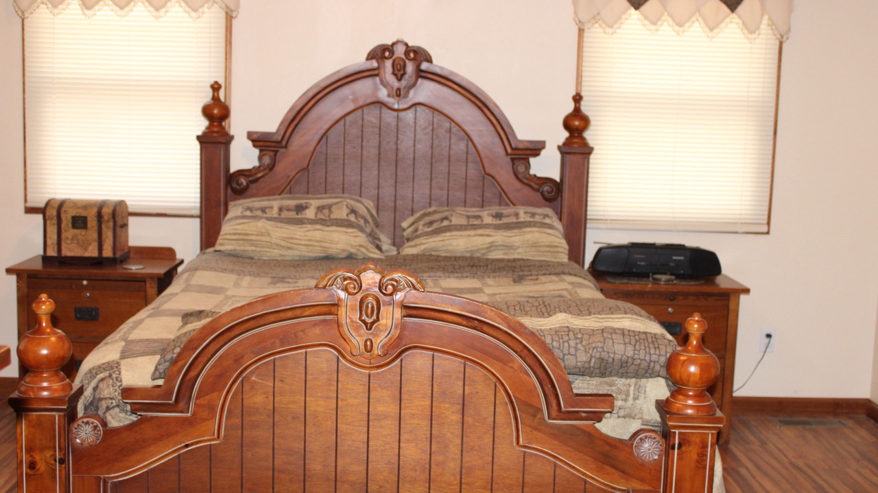 Photo of Bedroom in Akin
