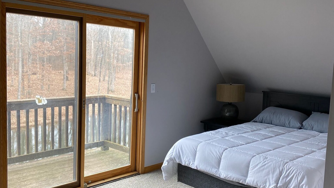 Photo of Bedroom in Rosamond