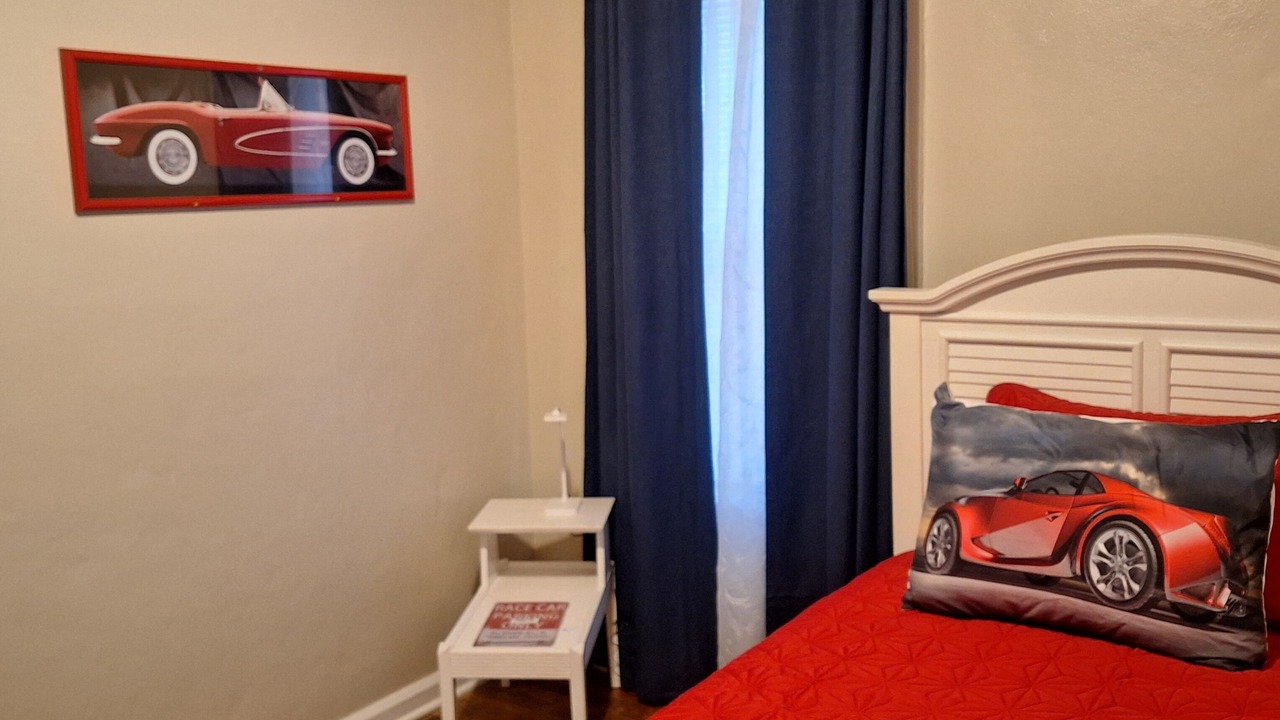 Photo of Bedroom in Belleville