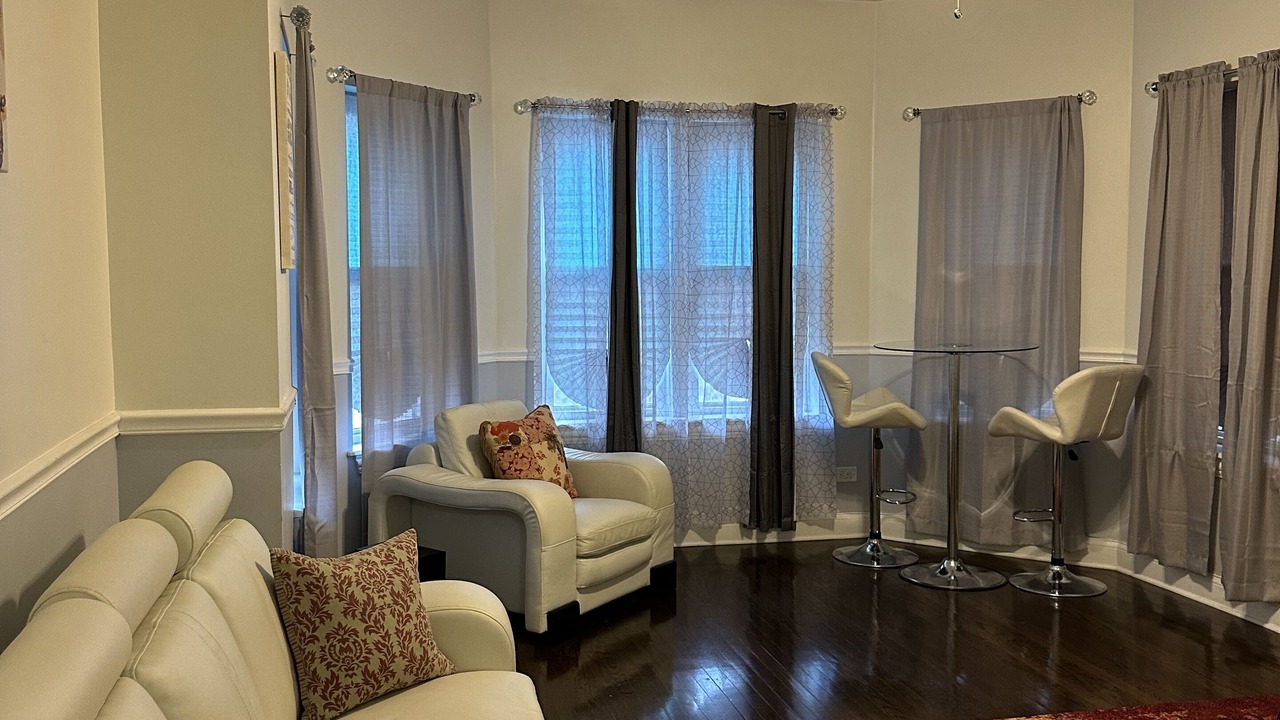 Photo of Livingroom in South Shore