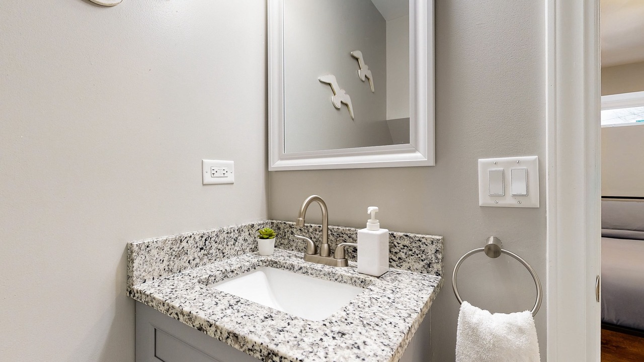 Photo of Bathroom in Channel Lake
