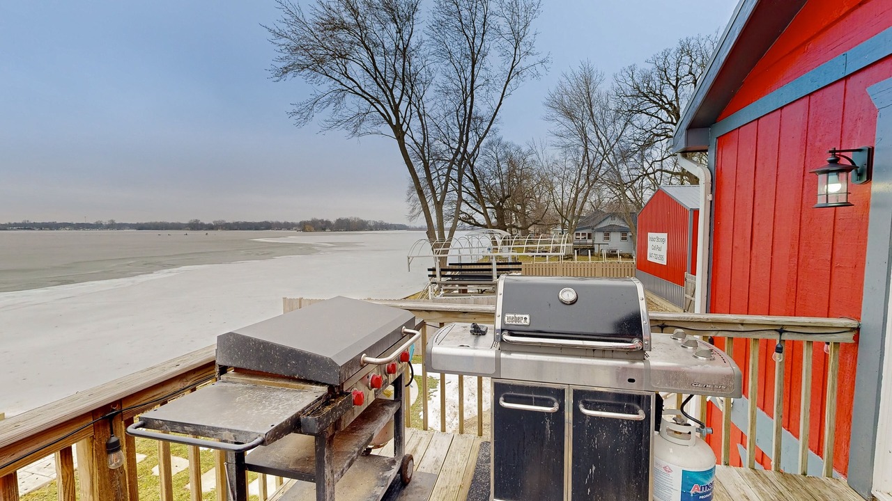 Photo of Outdoor in Channel Lake