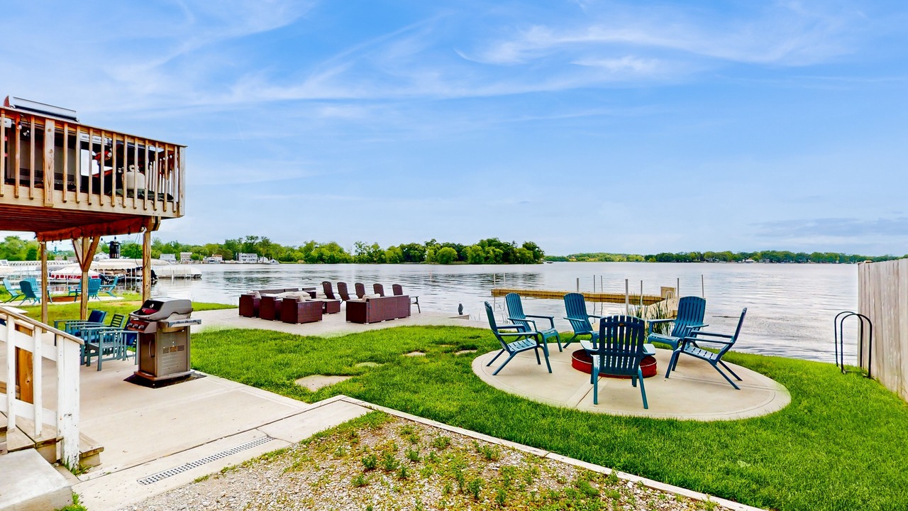 Photo of Patio Balcony in Channel Lake