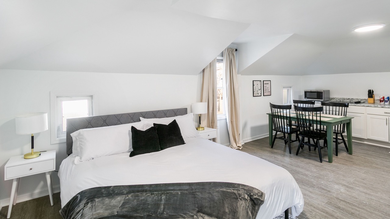 Photo of Bedroom in Libertyville