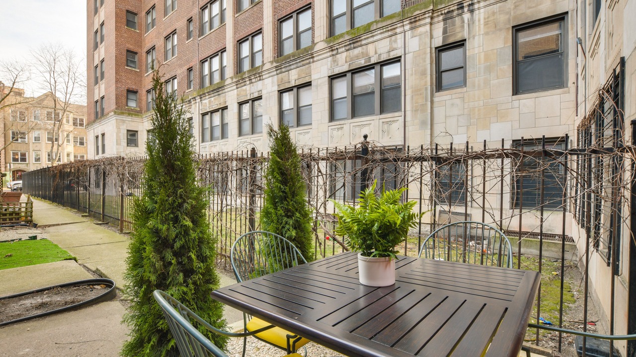 Photo of Outdoor in Edgewater Beach