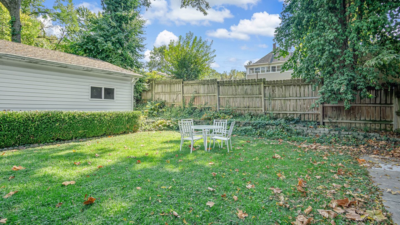 Photo of Outdoor in Alton