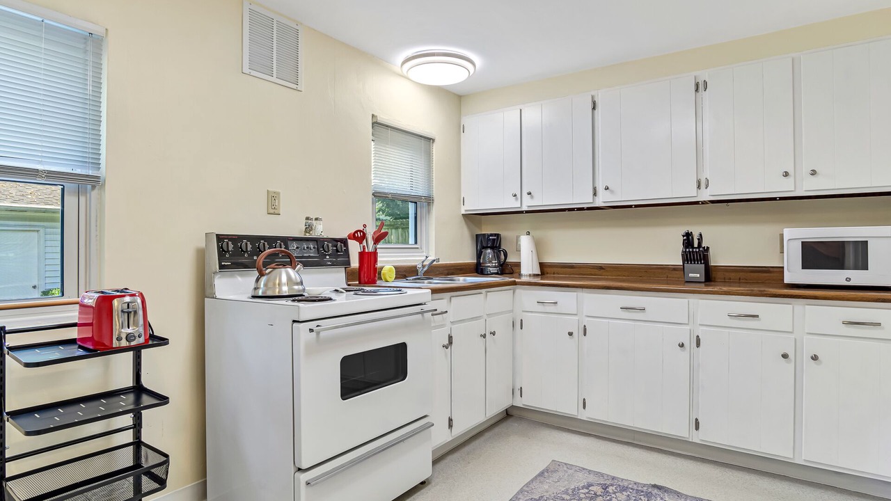 Photo of Kitchen in Alton