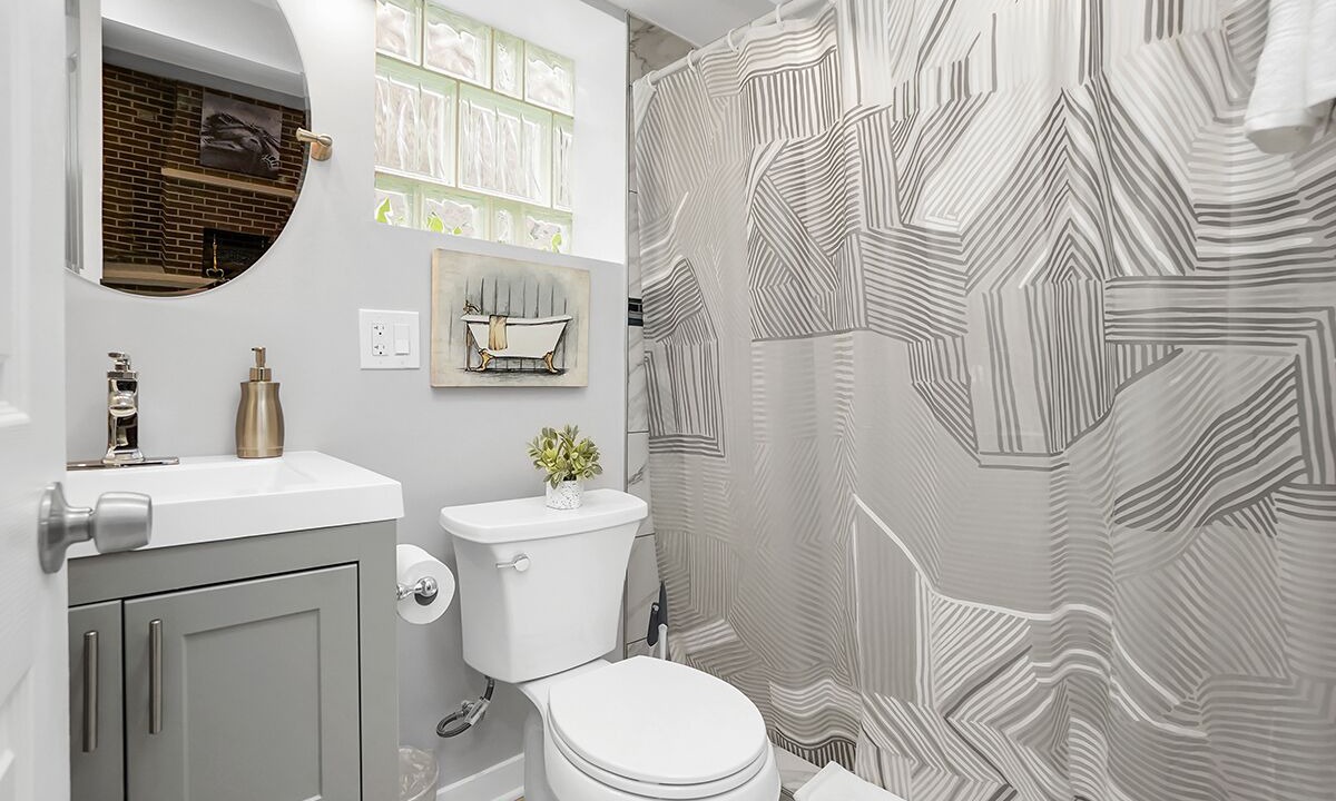 Photo of Bathroom in Bloomingdale