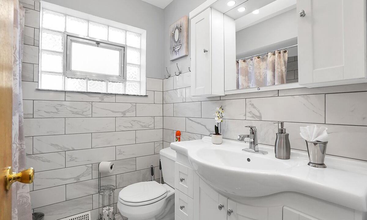 Photo of Bathroom in Bloomingdale
