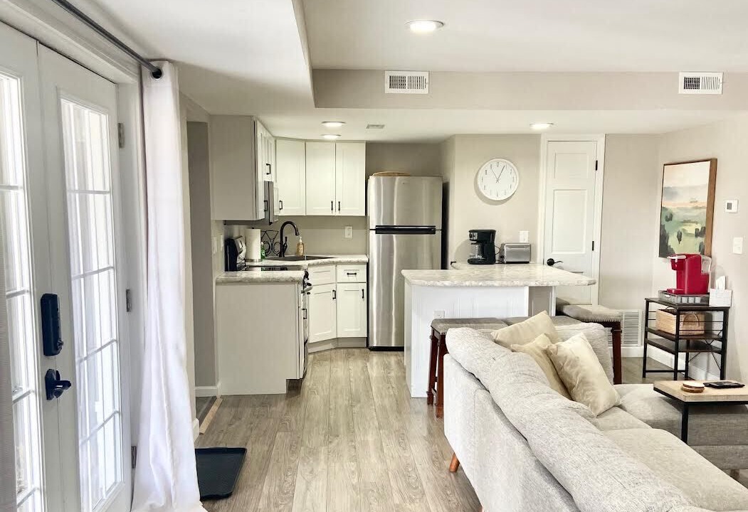 Photo of Livingroom in Belleville