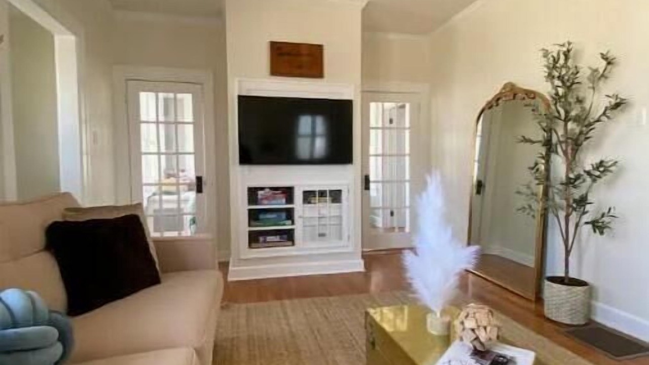 Photo of Bedroom in Quincy
