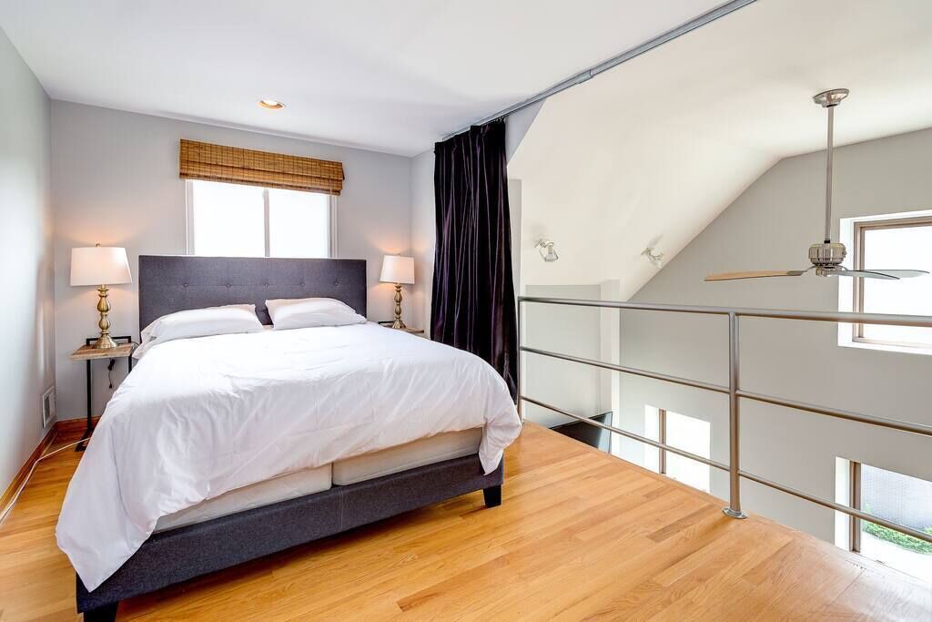 Photo of Bedroom in Pulaski Park