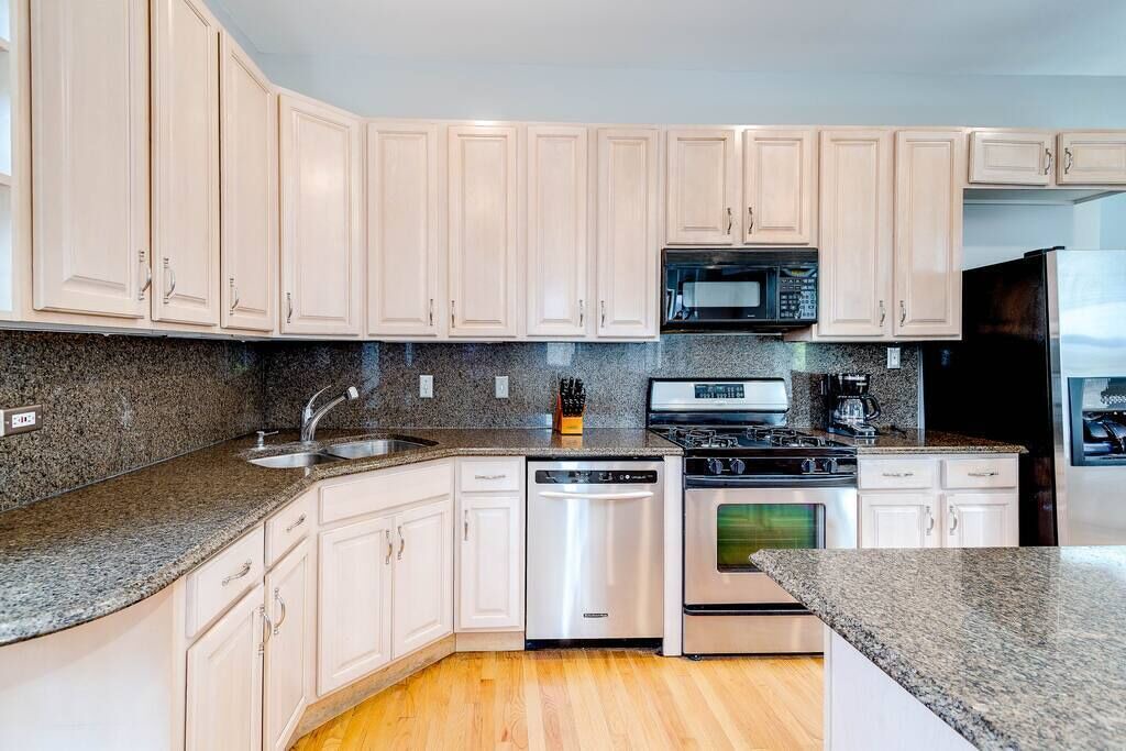Photo of Kitchen in Pulaski Park