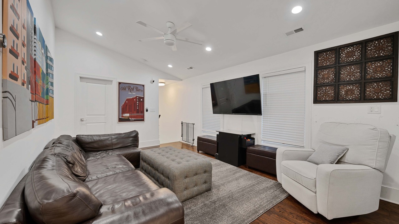Photo of Bedroom in West Town